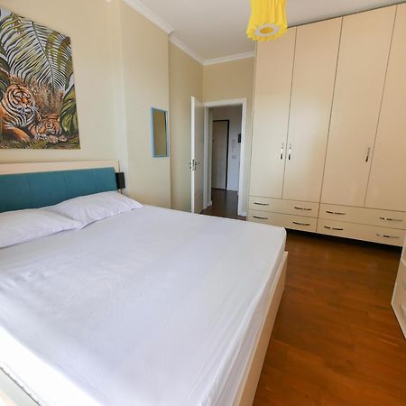 Seaview Apartment Avlonya Dış mekan fotoğraf